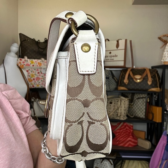 Coach Signature Turnlock Flap Crossbody Bag Khaki Brown White Trim Y2K 2007 - Picture 12 of 12